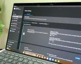 I en laptop visas inställningar för batterivård och fläktprofiler i kontrollpanelen Windows 10.