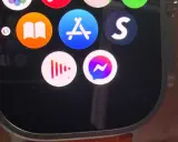 Messenger-ikonen på en Apple Watch, redo att skicka meddelanden.