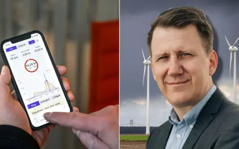 En hand håller en mobil med elpriskollen app som visar elpriser. Bredvid en man med vindkraftverk i bakgrunden.