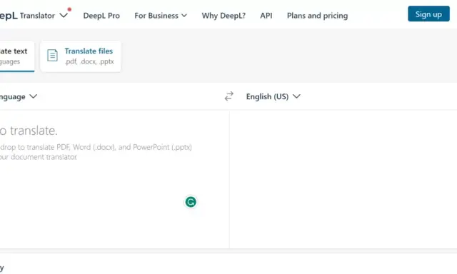 DeepL Translator låter dig översätta text och filer. Använd den för djupgående översättningar av dina dokument.